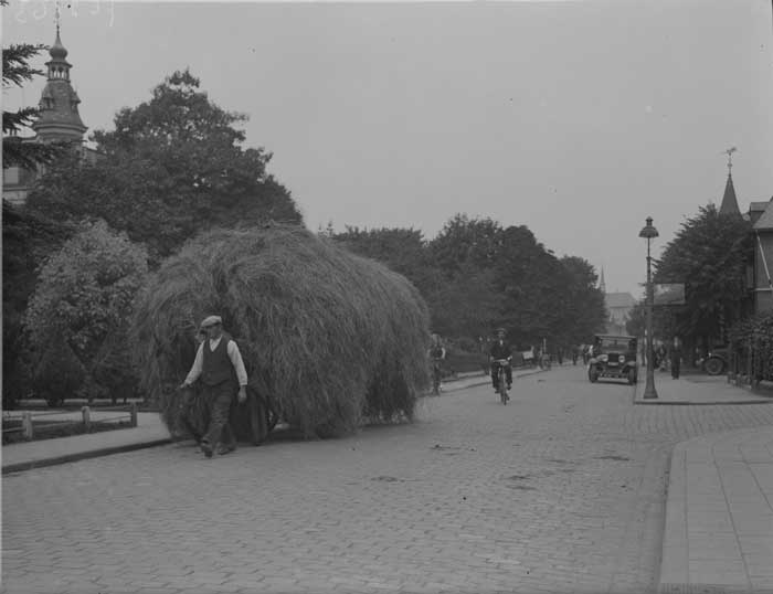 Molenstraat, Oss 1937 (foto: fotopersbureau Het Zuiden, collectie BHIC 1659-000007) 
