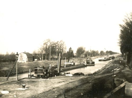 De Zuid-Willemsvaart bij Sluis XIII, 1929 (Foto: A.C. Verhees, bron: Regionaal Historisch Centrum Eindhoven)