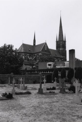 H. Maria presentatie R.K kerk, gebouwd in ca. 1900 (Collectie provincie Noord Brabant, 1991)