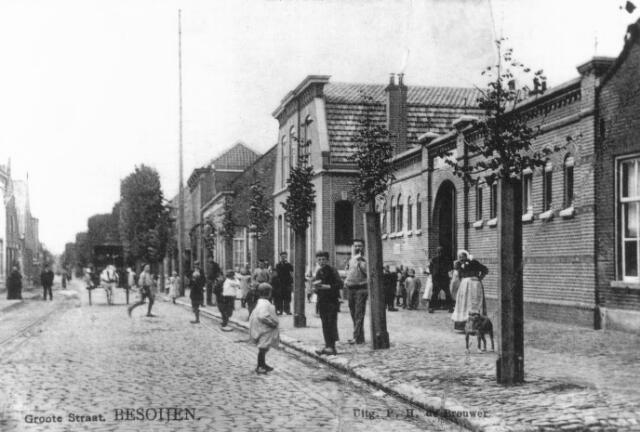 Besoijen Grotestraat Protestants Christelijke lagere school, ca. 1915