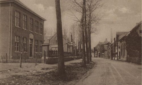Rijks-Normaalschool aan de Biest, 1920 (Wed. Jac. de Best, Boxmeer)