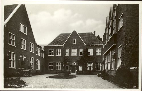 Het nieuwe raadhuis, gebouwd in 1924 (bron: Stadsarchief Breda)