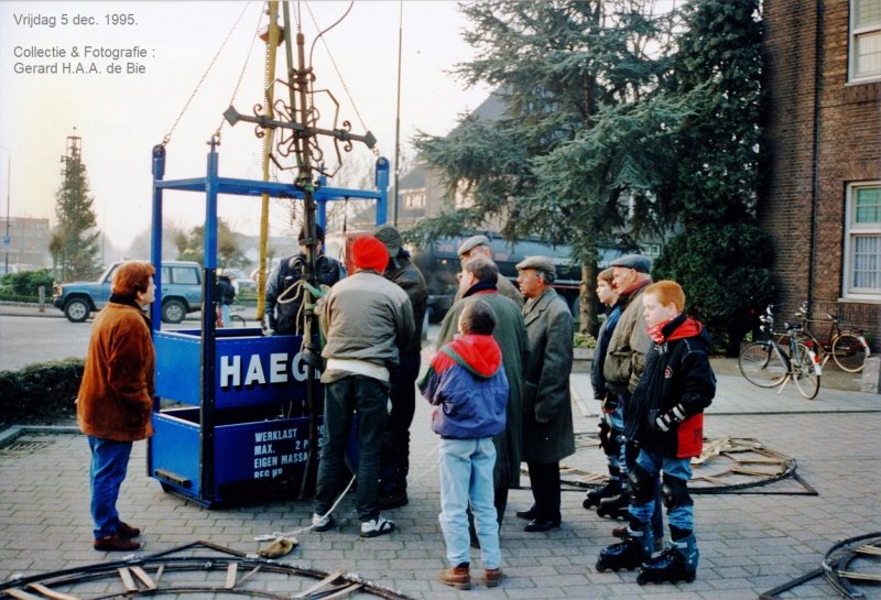 hangbak van de hijskraan, 1995 (foto: Gerard H.A.A. de Bie)