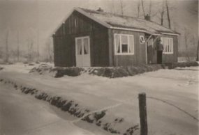 Erp, noodwoning in de sneeuw 1957