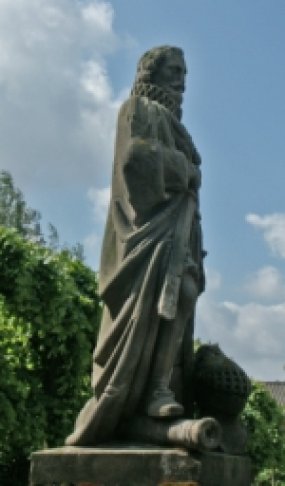 Het beeld van Charles (Karel) de Brimeu in Megen