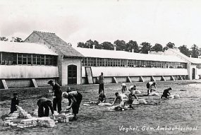 Veghel, Ambachtsschool 1953. Klik voor een groter beeld