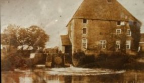 De oude watermolen van Vierlingsbeek