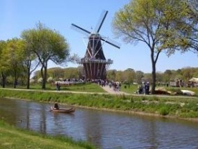 City of Holland: De Zwaan
