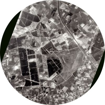 Luchtfoto van Vliegveld Eindhoven in de oorlogsjaren (bron: Ministerie van Defensie)