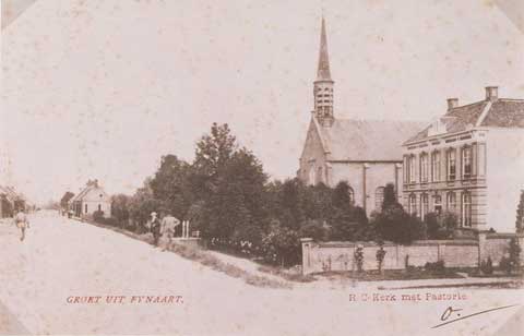  De oude R.K. kerk met pastorie, 1903