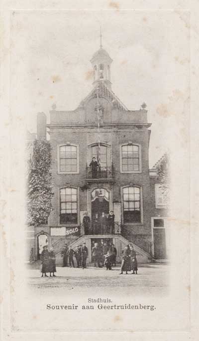 Stadhuis in Geertruidenberg, 1902 (RAT, 058255)