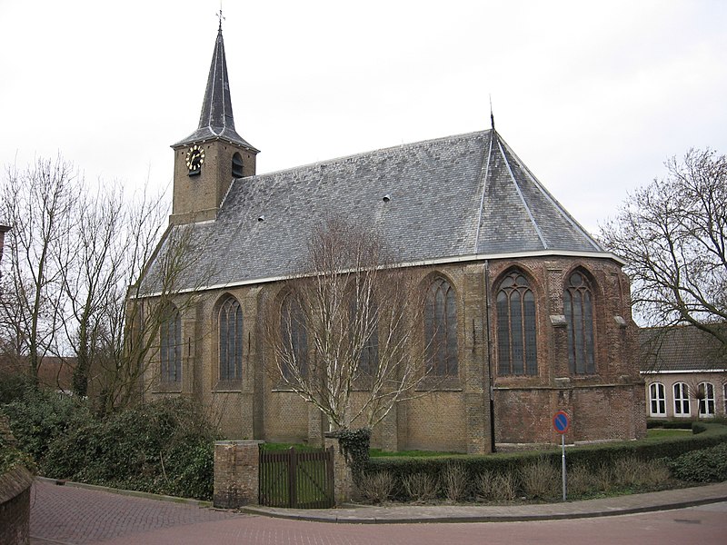 De kerk van Heenvliet (foto: M.M. Minderhoud. Bron: Wikimedia Commons. CC BY-SA 3.0)