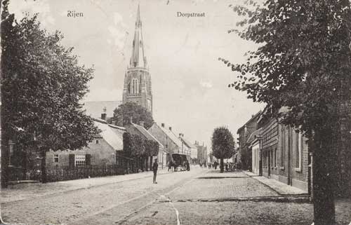 Dorpsstraat (nu Stationsstraat), Rijen 1910 (57809,RAT)
