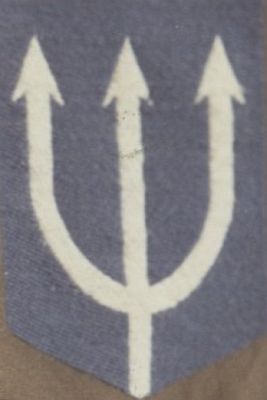 Mouwembleem van de Drietand Divisie, gebruikt tussen 1952 en 1969.