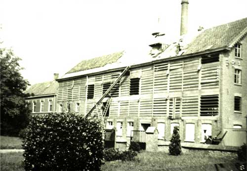 054725 - Leerlooijerij van de familie Kuijpers aan de Vrijthof nr. 27. 1935