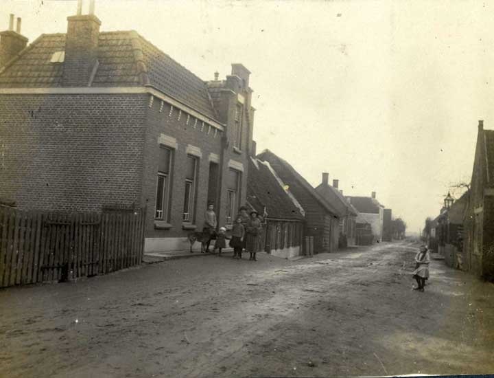 Hooge Zwaluwe in 1920 (bron: Regionaal Archief Tilburg)