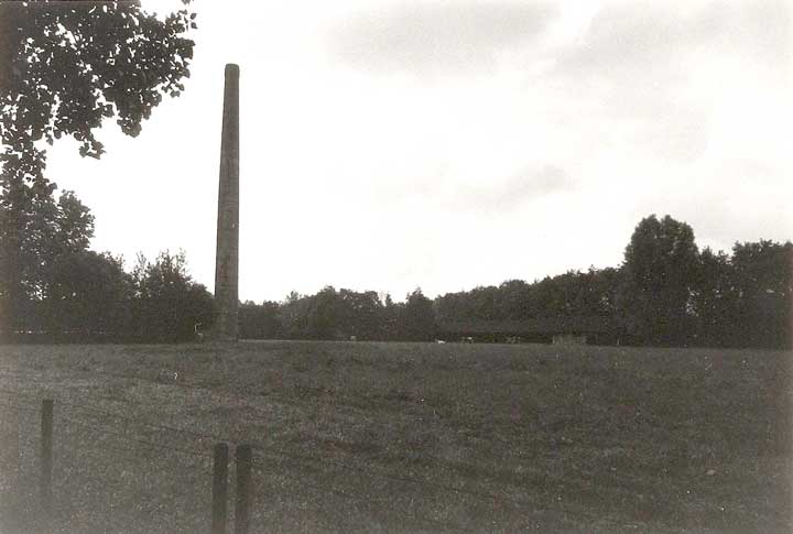 De steenfabriek in 1987 (foto: Prov. Noord-Brabant / Wies van Leeuwen, 1987 (coll. BHIC, fotonr. pnb001044979)