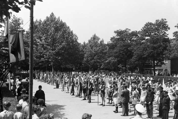 Centrale Jeugddag van de H. Hartparochie, 21 juni 1953 (Foto: Fotopersbureau Het Zuiden. Bron: BHIC, fotonummer 1634-007870)