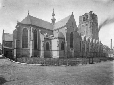 De Sint-Janskerk in 1907 (foto: G. de Hoog. Bron: Collectie Rijksdienst Cultureel Erfgoed Oude foto’s 459)