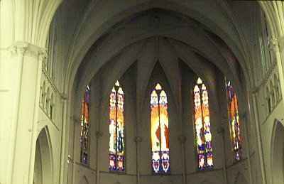 Gebrandschilderde ramen in de absis van de Bloemskerk, 1965 (foto: BHIC, Collectie Hammecher)