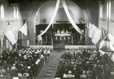 Kerkdienst in de Sacramentskerk (foto: BHIC, Collectie Abdij van Berne)