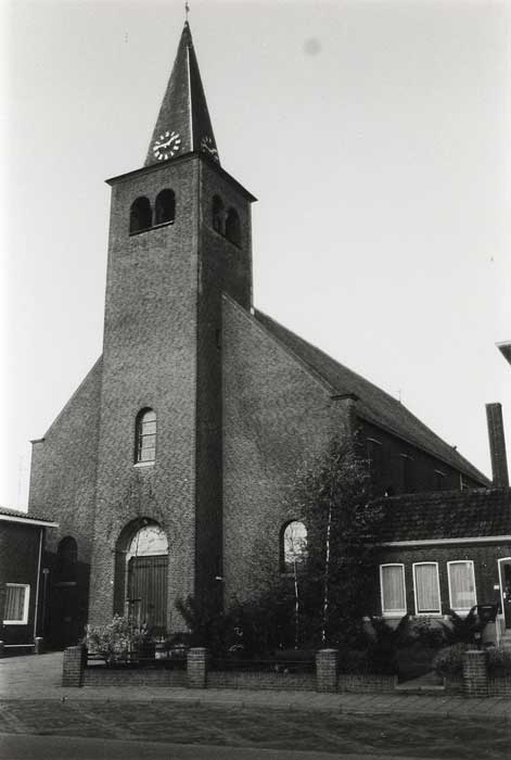 De Sint-Josefkerk in Woensdrecht (BHIC, collectie Provincie Noord-Brabant)