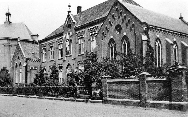 Erp, klooster H. Bernardinus, c. 1920. Foto: Collectie Jan Smits