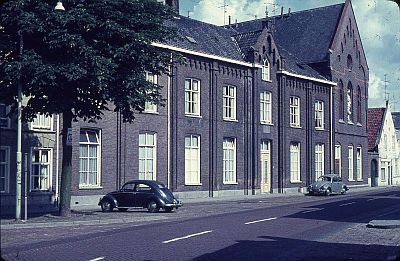 Het Sint-Elisabethgasthuis in 1966 (Erfgoedcentrum Ned. Kloosterleven, collectie Franciscanessen van Oirschot)