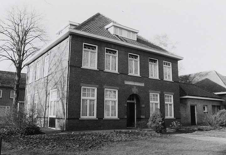 Moergestel, Vincentiushuis, 1990. Foto: BHIC. fotonr. PNB001042947 
