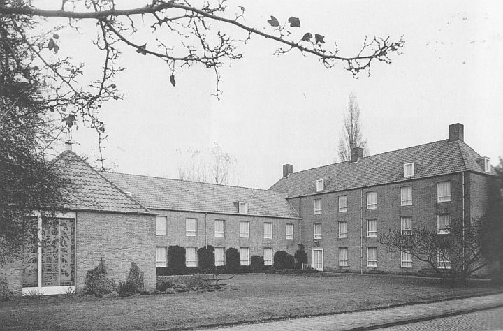 Oosterhout, voormalig Broederhuis aan de Huize Limburgstraat. Bron: Collectie Jan Smits
