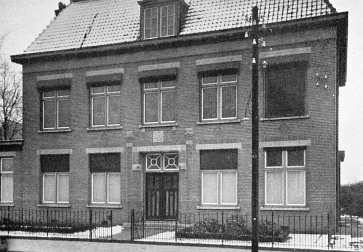 Rijen, Klooster van de H. Familie, c. 1950. Foto: Collectie Jan Smits