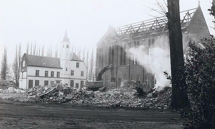 St.-Michielsgestel, De Ruwenberg, sloop van het internaat,1980. Foto: BHIC, fotonr. PNB001060730