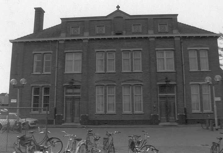 Waalwijk, Klooster aan De Els, c. 1992. Foto: Collectie Streekarchief Langstraat Heusden Altena, fotonr. WAA17197