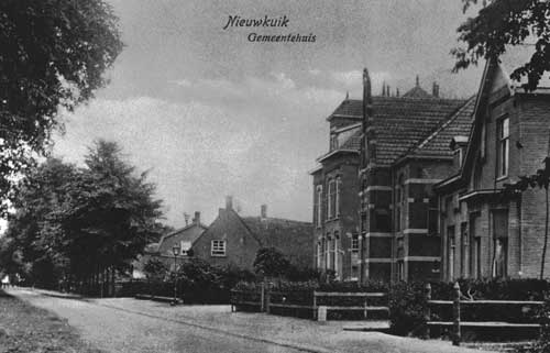 Nieuwkuijk, Gemeentehuis van Nieuwkuijk, 1940 (Salha, vlm06058)