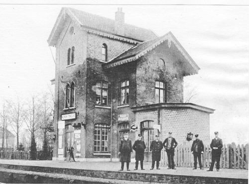 Het station te Nuenen, 1906 (bron: HKK De Drijehornick)