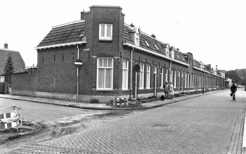 BHIC, Collectie Brabants Dagblad. Bijschrift: Woningwetwoningen uit 1913 in de Boterstraat, 1977.