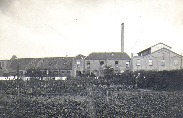 Tapijtfabriek Bergoss, 1908 (Collectie Stadsarchief Oss)