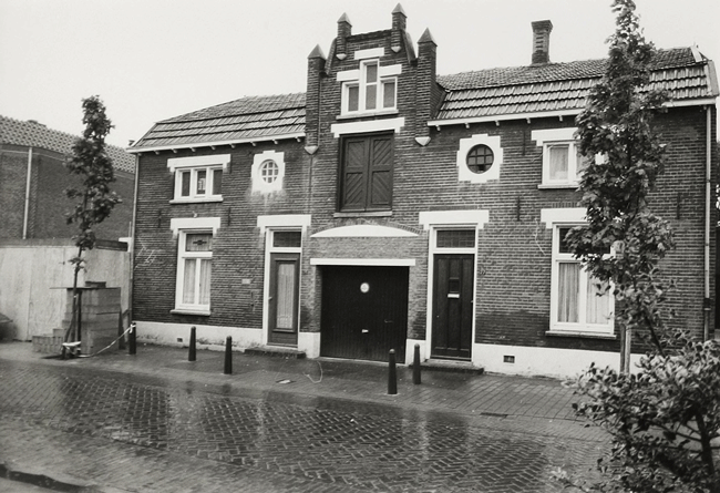 Molenstraat 25, 27 Cuijk, 1985 (foto: Wies van Leeuwen, collectie BHIC PNB001012571) 