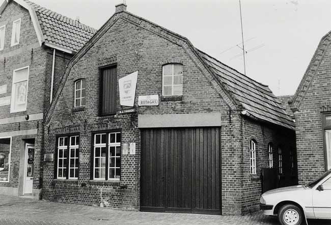 Kerkstraat, Lith 1988 (Foto: Wies van Leeuwen/ Provincie Noord-Brabant, collectie BHIC PNB001040178) 