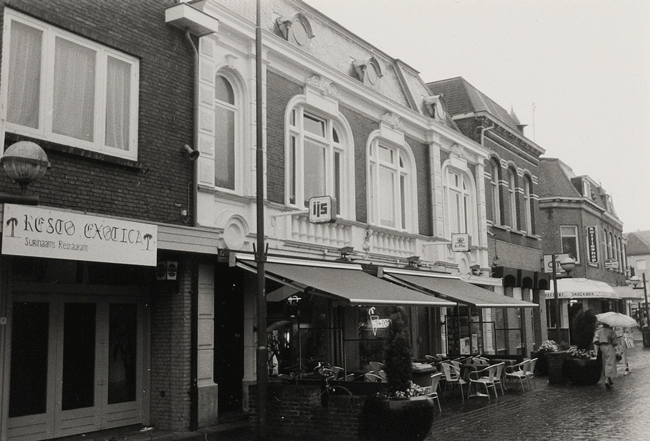 Molenstraat, Oss 1988 (foto: Wies van Leeuwen/ Provincie Noord-Brabant, collectie BHIC PNB001051095)