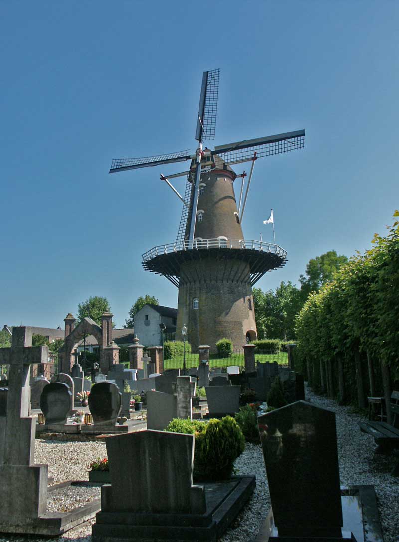 De molen van Ravenstein (foto: BHIC / Henk Buijks, 2007)
