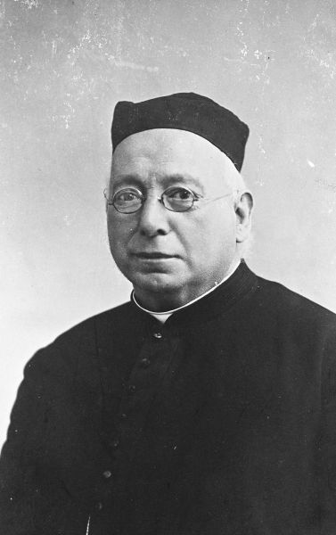 Franciscus van Looveren, pastoor Vortum-Mullem 1904-1939 (Stichting de Oude Schoenendoos)