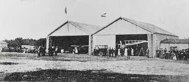 Vliegveld bij Gilze-Rijen, c. 1910. Foto: Regionaal Archief Tilburg, nr. 056097