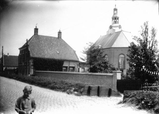 Nederlands Hervormde Kerk 's Grevelduin en Vrijhoeve-Capelle aan de Hoofdstraat 