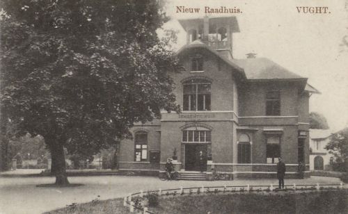 Het nieuwe raadhuis ‘Huize Leeuwenburg’, van 1921-1937 