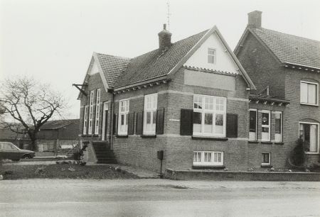 De zuivelfabriek, gebouwd ca. 1910 (Collectie PNB, 1981)