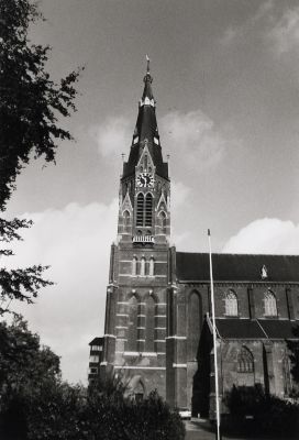 St. Petruskerk (Collectie PNB, 1989)